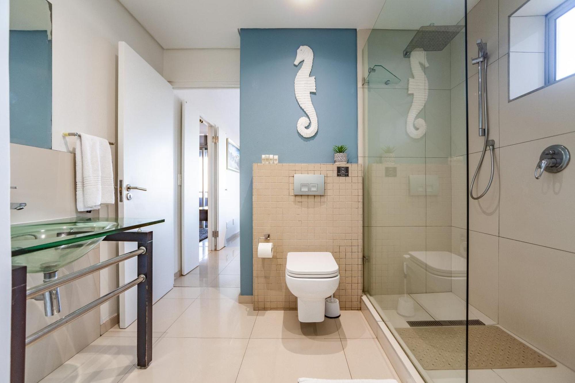 בלוברגסטראנד Modern Beachfront With Ocean Views - Infinity G9, Blouberg, Cape Town מראה חיצוני תמונה