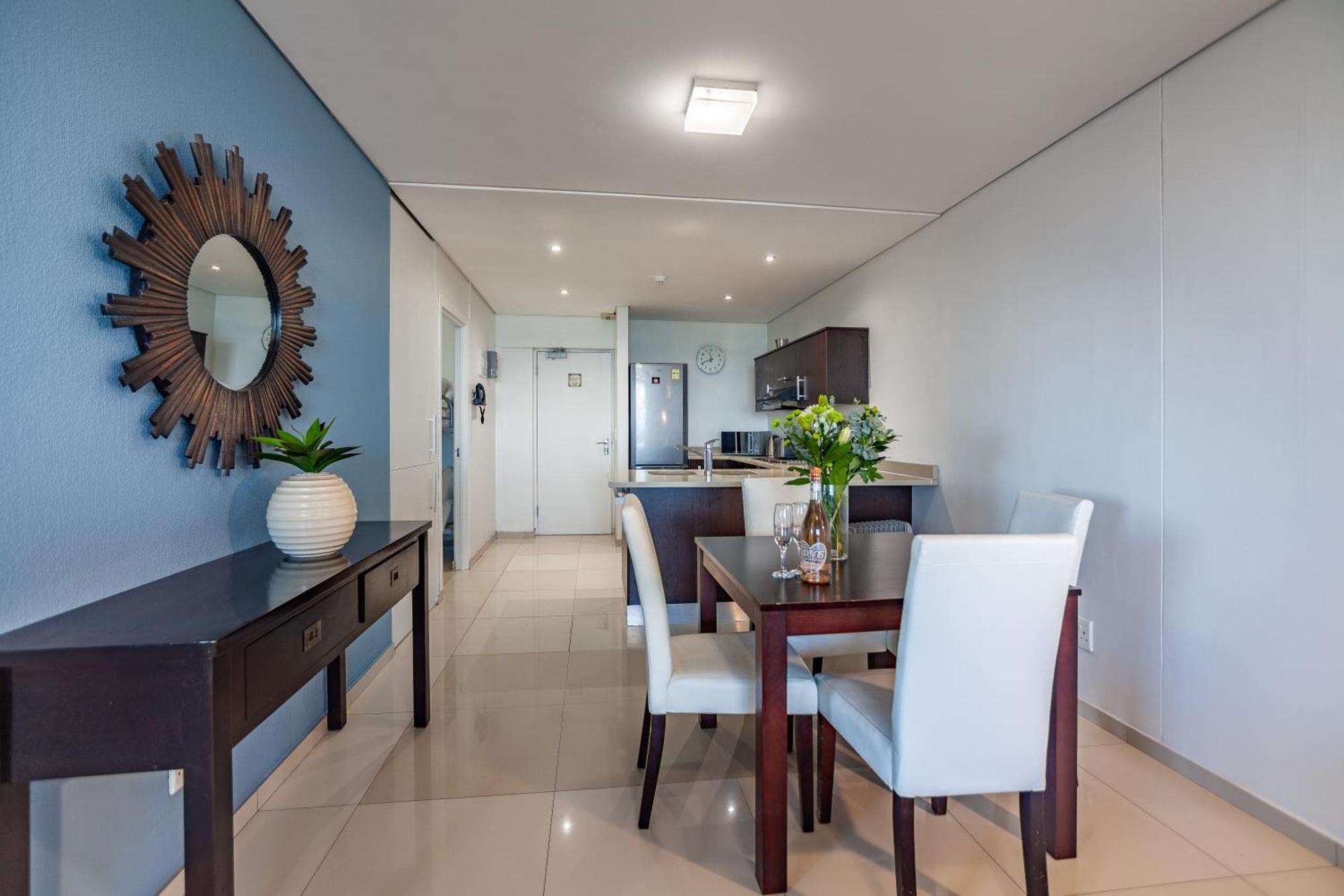 בלוברגסטראנד Modern Beachfront With Ocean Views - Infinity G9, Blouberg, Cape Town מראה חיצוני תמונה